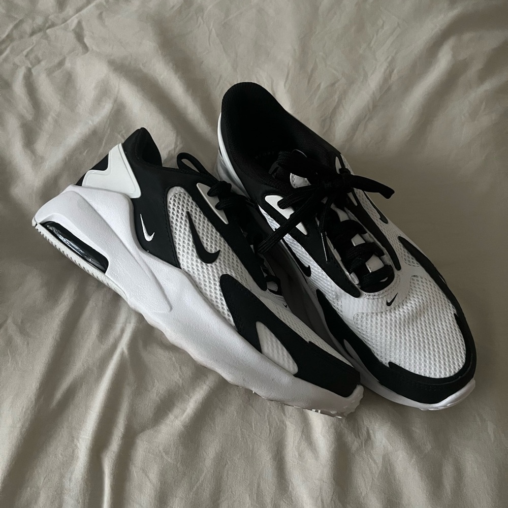 Nike Air Max Bolt